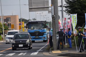 交通事故防止県民運動街頭キャンペーン_1